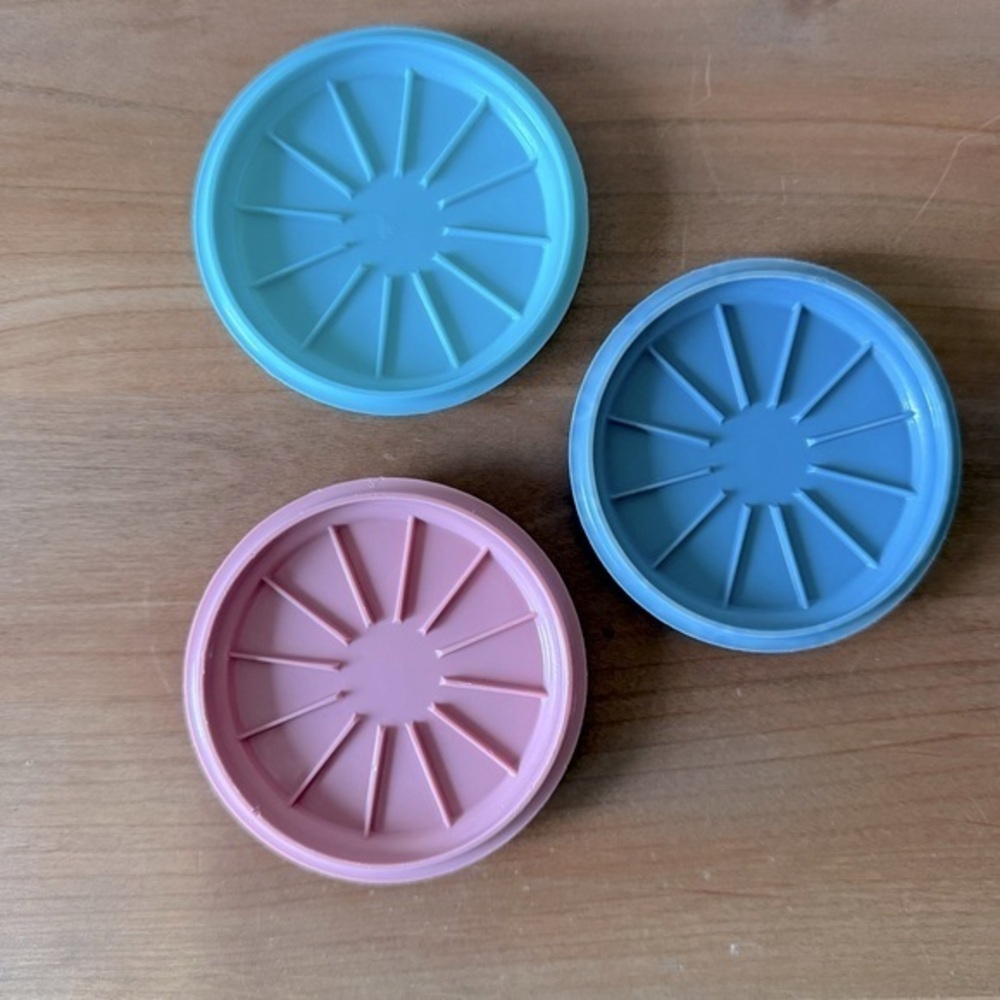 Vintage Tupperware #1313 mug lids/coasters- 3 total